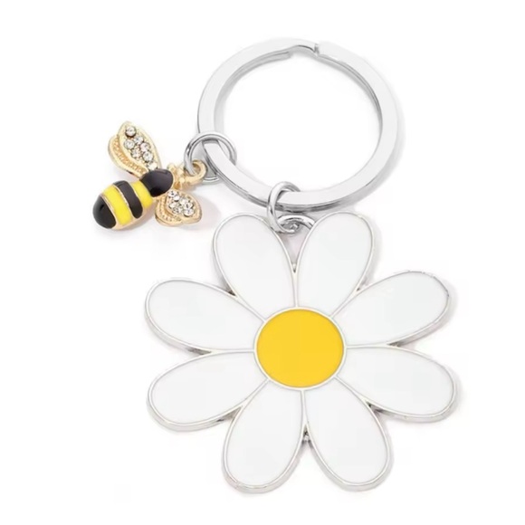 White Daisy Keychain with 🐝Bee Charm Cute bag candy - Picture 4 of 6